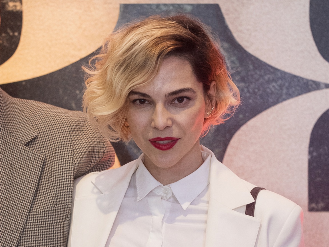 Tainá Müller